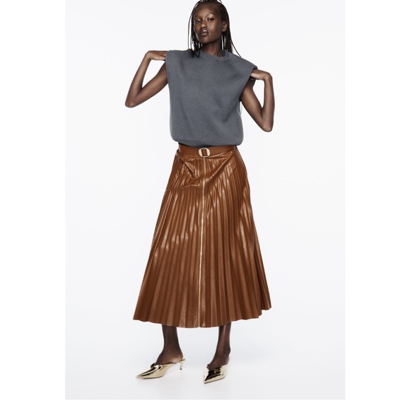 BELTED FAUX LEATHER PLEATED MIDI SKIRT- ZARA - Picture 6 of 7